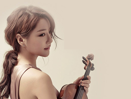 신지아