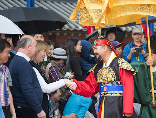 장용영수위의식